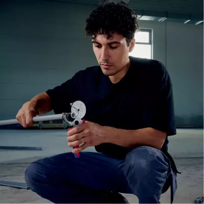 Cauruļu šķēres Knipex 90 25 25 Alumīnijs Melns Zils Sarkans 210 mm