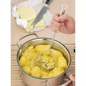WMF Profi Plus Nerūsējošā tērauda tradicionālā kartupeļu stampa