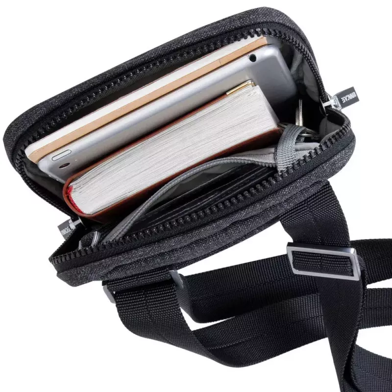 Messenger soma Rivacase 8810 planšetdatoriem līdz 20,3 cm (8 collas) — poliuretāns un poliesters, 0,28 kg