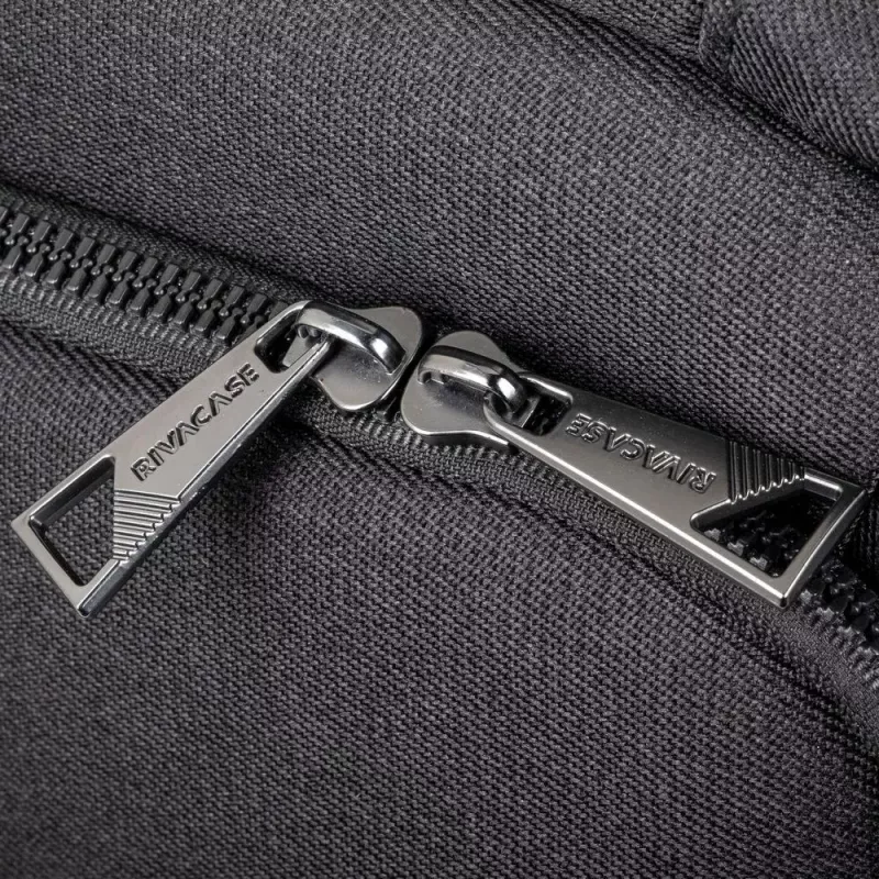 Mugursoma Rivacase 8126 38.1 cm (15 collu) melna, ar pārnēsāšanas rokturi un plecu siksnu