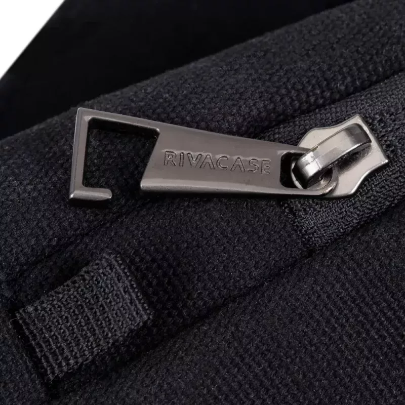 Mugursoma Rivacase 8521 33.8 cm (13.3 collas) melna, ar nēsāšanas rokturi un plecu siksnu