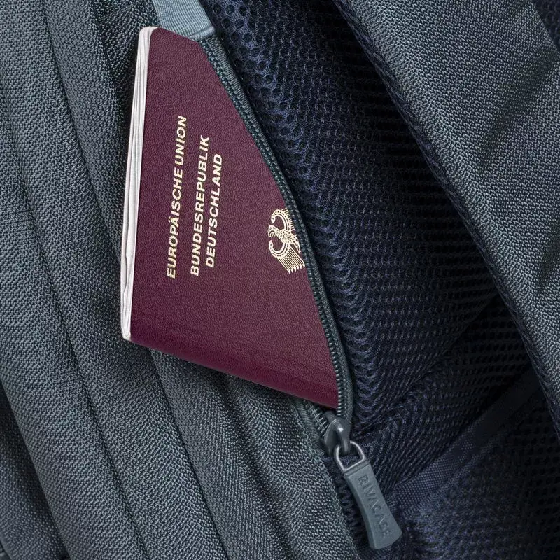 Mugursomas maciņš Rivacase 8460