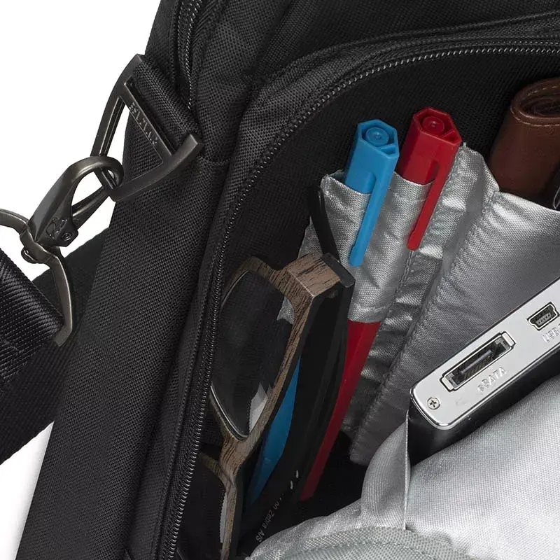 Portfelis Rivacase 8550 43.9 cm (17.3 collu)