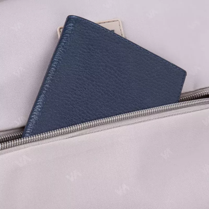 Mugursoma Rivacase 7962 39,6 cm (15,6 collas) Melna Balta Pārnēsāšanas rokturis Plecu siksna
