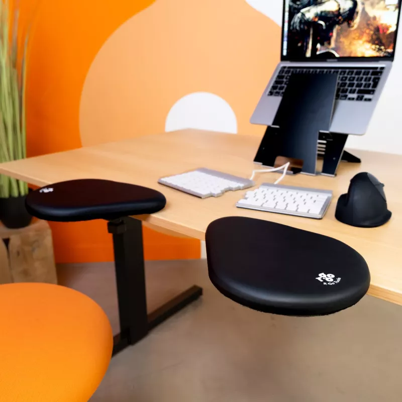 R-Go Tools roku balsts R-Go split, ergonomisks roku balsts divās daļās, regulējams, simetrisks, ar mīksto putu, melns