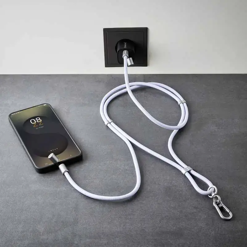Intenso USB-C uzlādes štrope telefona kaklarotas kabelis 60 W ātrā uzlāde regulējams garums 1,65 m neilons violeta