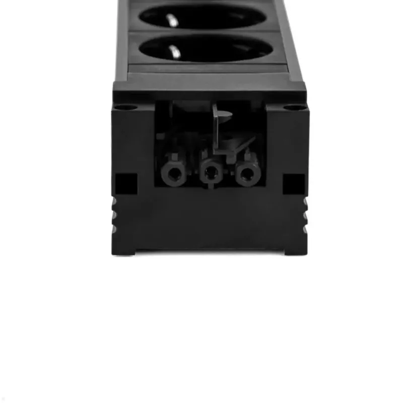 Bachmann STEP BASE 6x strāvas sadalītājs GST18 6 maiņstrāvas kontaktligzdas 250V 16A