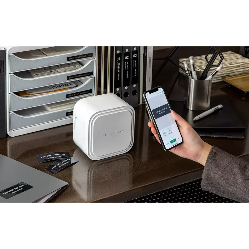 Brother P-touch CUBE Pro (PT-P910BT) uzlādējams etiķešu printeris ar Bluetooth