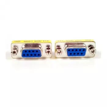 StarTech.com Slimline DB9 seriālais savienotāju adapteris - F/F, sievišķā, sievišķā, DB9 sievišķā, DB9 sievišķā, 9,5 g, 90 mm, 125 mm