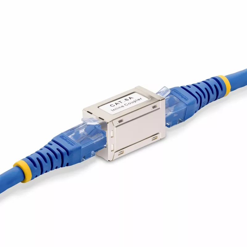StarTech.com Ekranēts RJ45 savienotājs, Inline Cat6a savienotājs, Mātīte uz mātīti (F/F) T568B spraudkontaktu izvietojums, Ekranēts Ethernet kabeļa pagarinātājs