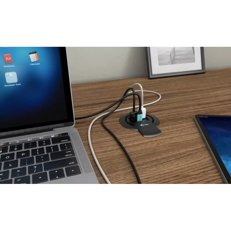 Lādētājs i-tec iebūvējams galda ātrais lādētājs USB-C PD 3.0 + 3x USB 3.0 QC3.0 96 W