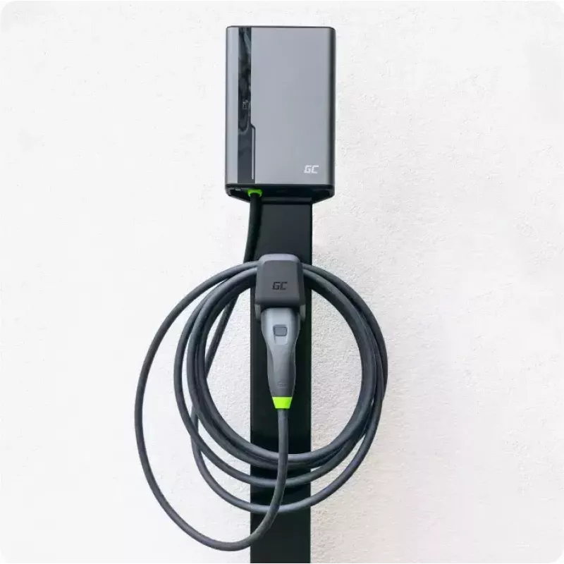 Elektroauto uzlādes stacija zaļa Cell EVGC021A2275 22000W pie sienas montējama pelēka alumīnija