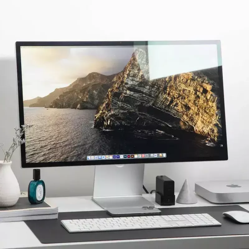 Galda paklājs, peļu paliktnis Native Union DESK-MAT-BLKKFT 650×360 mm poliesters poliuretāns neslīdoša pamatne Melna Oranža