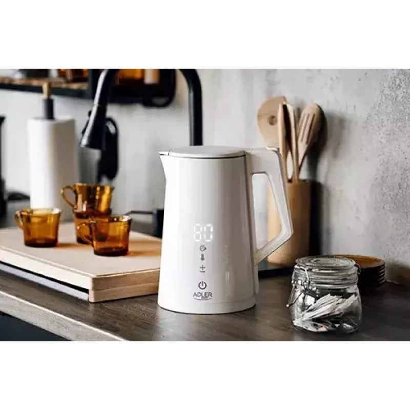 Adler elektriskā tējkanna 1,7 l 1850 W balta