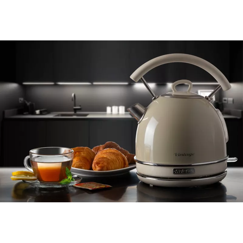 Ariete 2877 Tējkanna Vintage, 1,7L, Bezvadu, Bēša, 1.7 L, 2000 W, Bēša, Ūdens līmeņa indikators, Bezvadu, Filtrēšana