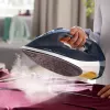 Sausās un tvaika gludeklis Philips DST7030/20 — 2800 W, 0,3 L tvertne, 50 g/min nepārtraukts tvaiks, 250 g/min tvaika pastiprinājums, SteamGlide Plus zole