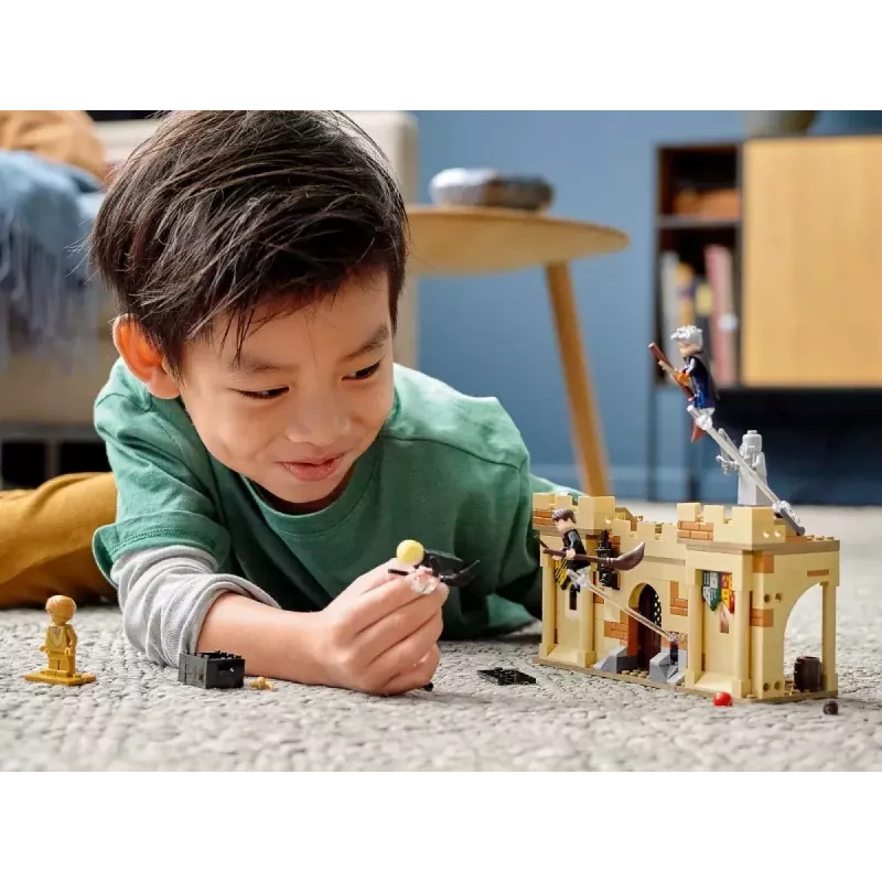 LEGO Harry Potter komplekts “Hogvartsas pirmā lidošanas stunda” 76395 ar Harija un Drako minifigūrām