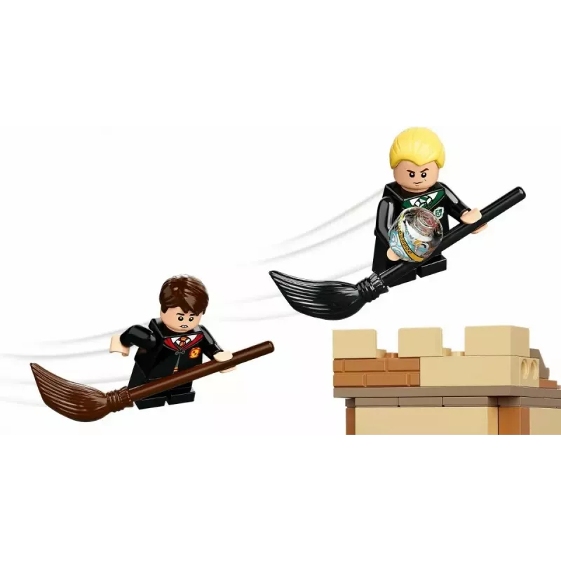 LEGO Harry Potter komplekts “Hogvartsas pirmā lidošanas stunda” 76395 ar Harija un Drako minifigūrām