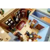 LEGO Icons konstruktora komplekts 10350 Tudor Corner House — 3 266 detaļas, 8 minifigūras, vecums 18+, 260×250×310 mm