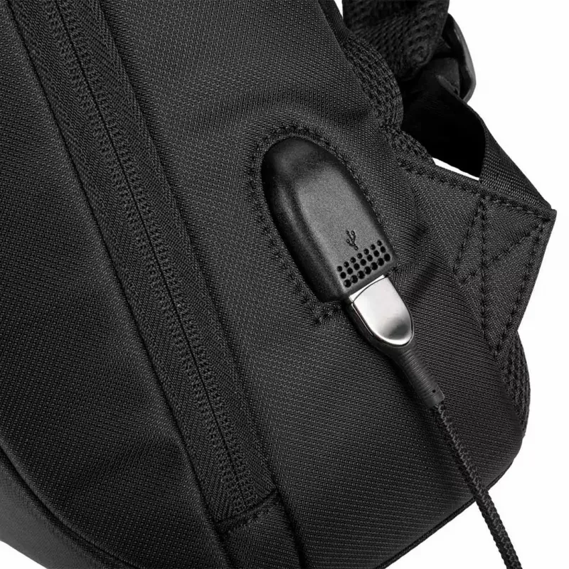 Klēpjdatora soma MODECOM Active 15 PLE‑MC‑ACTIVE‑15 15,6 collu klēpjdatoriem — eko āda, melna, rāvējslēdzēja aizdare, USB ports