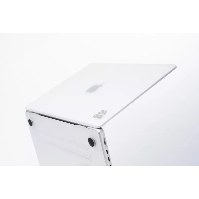 Caurspīdīgs Zagg aizsargapvalks MacBook Pro 16 M3/M2/M1 Clear – caurspīdīgs aizsargapvalks