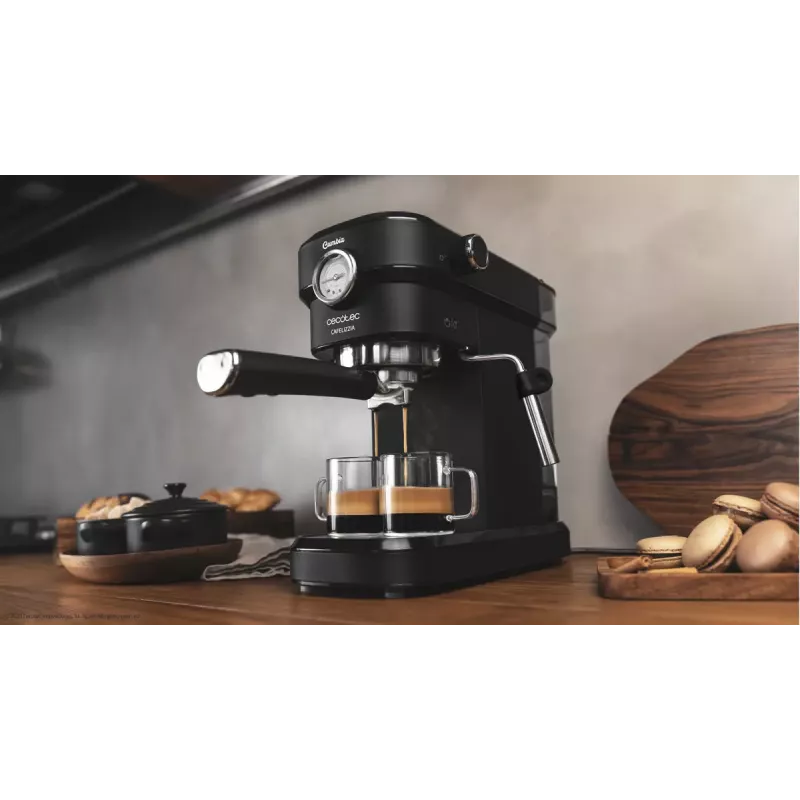 Cecotec Cafelizzia 790 Black Pro espresso kafijas aparāts, 1,2 l, 20 bar, melns
