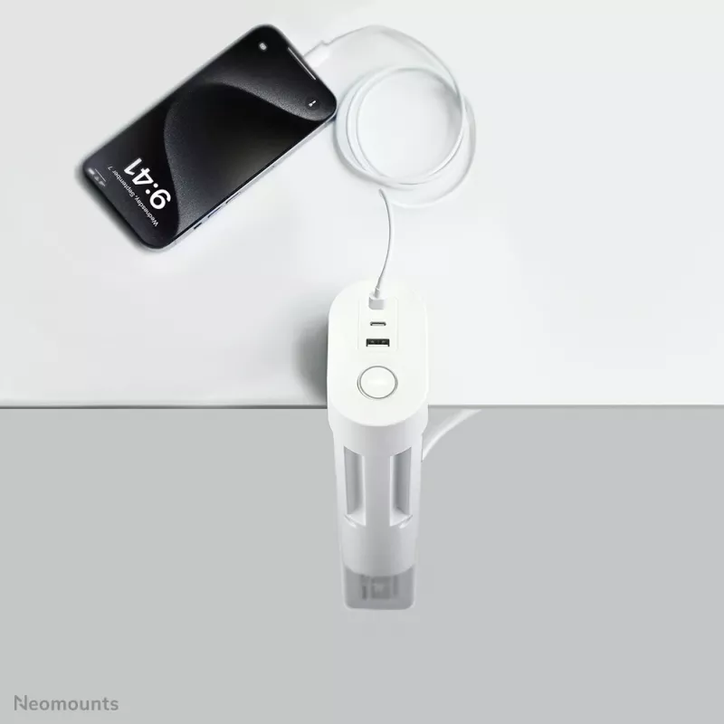 Neomounts DS22-840WH6 galda kontaktligzda ar skavu un USB-C un USB-A pieslēgvietām – ātra uzlāde