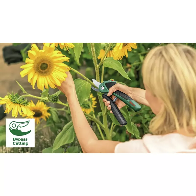 Atzarošanas šķēres Bosch EasyPrune, apvedtipa, nerūsējošā tērauda asmens, 2,5 cm griešanas kapacitāte, uzlādējams 5,4 Wh akumulators, drošības fiksators