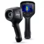 Termokamera Flir Systems E8-PRO — 320×240 px, NETD 40 mK, IFOV 1.8 mRad, 3.5 collu displejs, metāla korpuss, melna