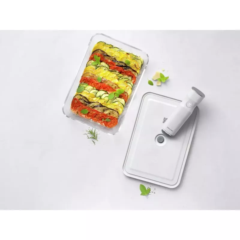 Universāls stikla uzglabāšanas trauks ZWILLING FRESH & SAVE taisnstūrveida 2,85 L, mikroviļņu krāsnij drošs, noņemams vāks
