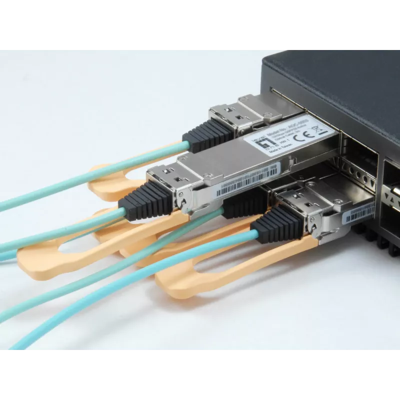LevelOne AOC-0501 tīkla raiduztvērēja modulis Optiskā šķiedra 103100 Mbit/s QSFP28 850 nm