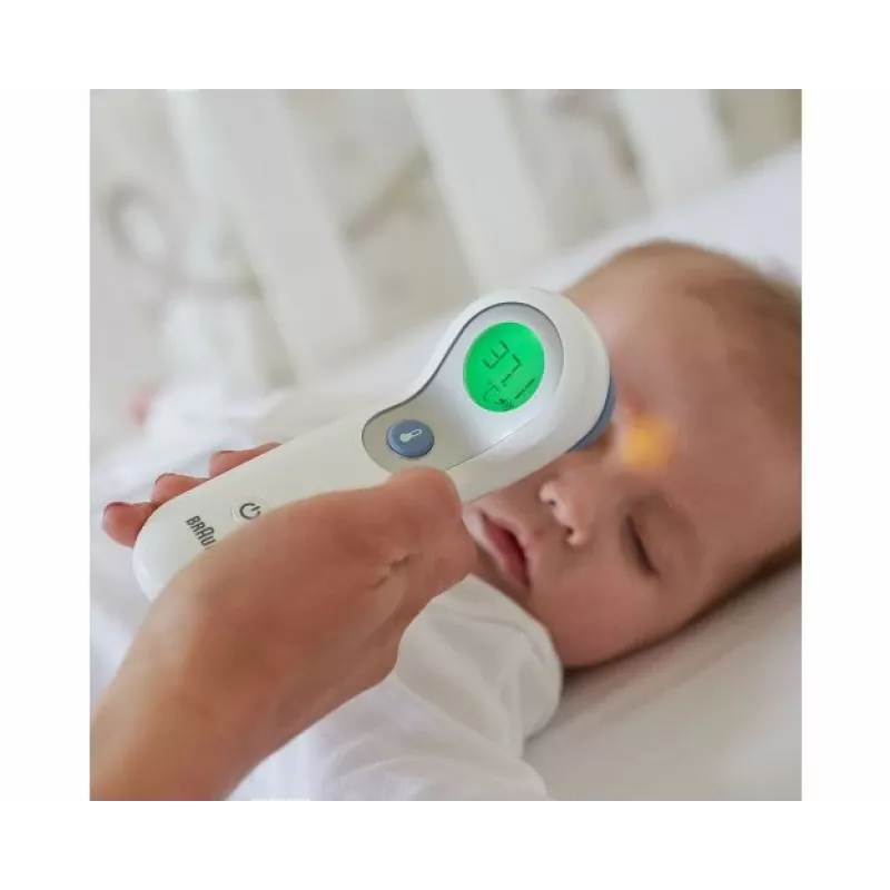 Braun BNT300WE digitālais ķermeņa termometrs ar attālinātu sensora nolasīšanu Balts Piere Pogas