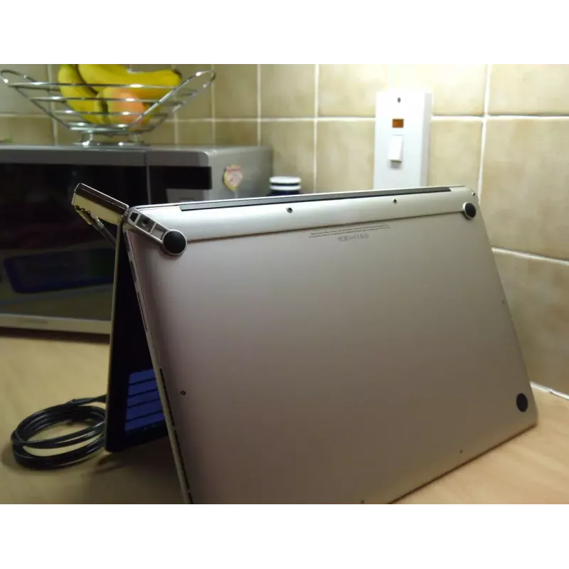 Kabeļu slēdzene Compulocks MBPR15 BR Wedge sudraba krāsā
