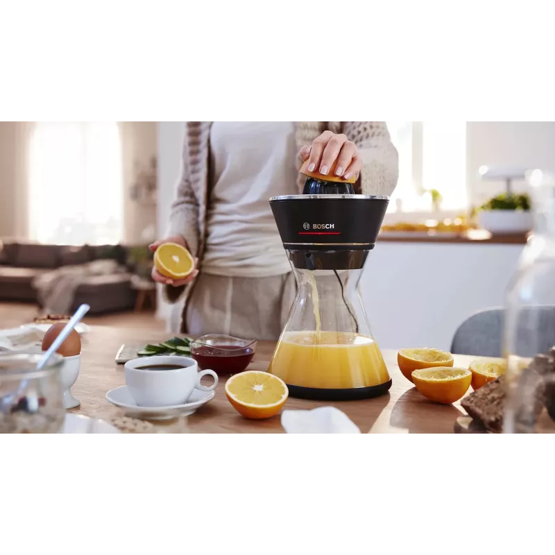 Citrus spiede Bosch MCP72GPB — elektriskā citrusaugļu spiede, nerūsējošais tērauds, 1 L sulas trauks, melna