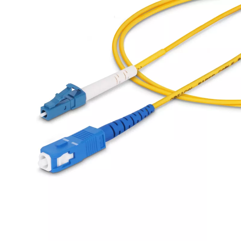 StarTech.com 2m (6,6 pēdas) LC uz SC (UPC) OS2 vienmoda simpleksa optiskās šķiedras kabelis, 9/125µm, 40G/100G, jutīgs pret locīšanu, zemi ievades zudumi - LSZH optiskās šķiedras džempervads