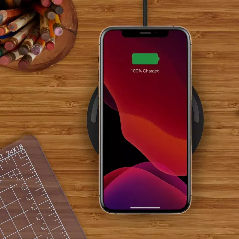Bezvadu lādētājs Belkin Boost Charge WIA001VFBK Melns