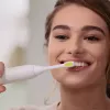 Vibrējošā zobu birste Silk'n ToothWave - balta