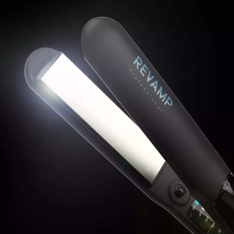 Taisnošanas gludeklis Revamp Progloss Steamcare ST-1600-EU Steam Melns 3 m