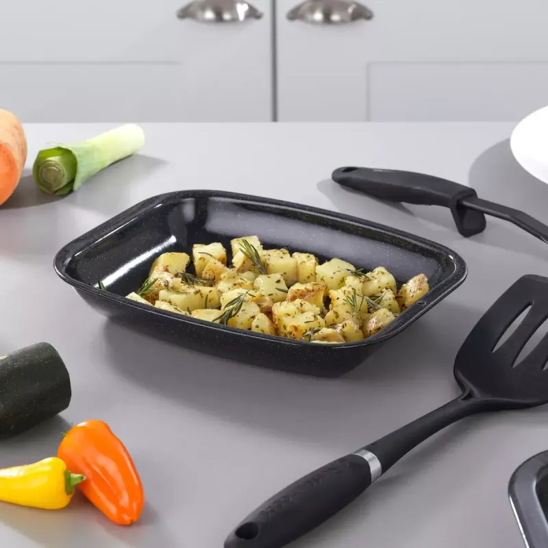 Cepšanas un sasmalcināšanas paplātes komplekts Russell Hobbs CW207011EU 3 gab. — cepšanas paplāte un divi sasmalcināšanas dēlīši