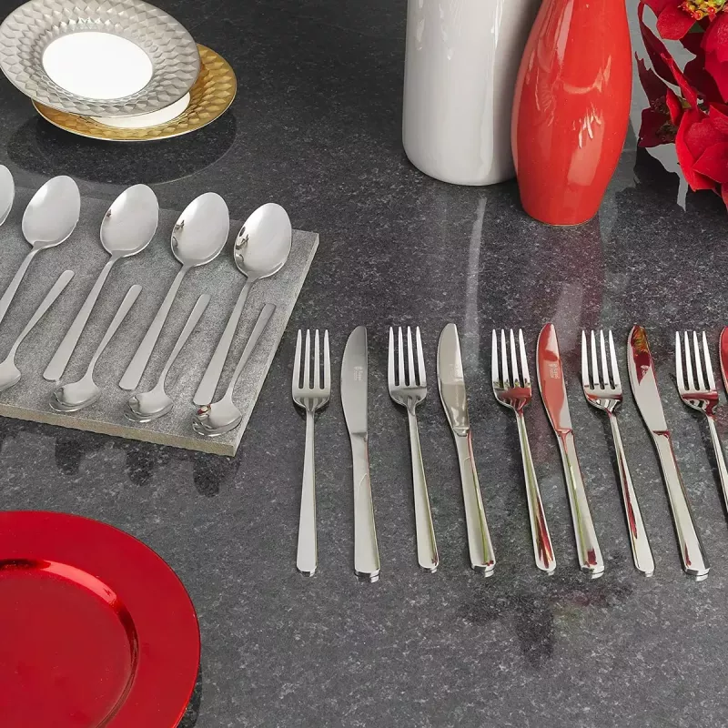 Galda piederumu komplekts Russell Hobbs RH000234EU7 — 24-daļīgs nerūsējošā tērauda komplekts