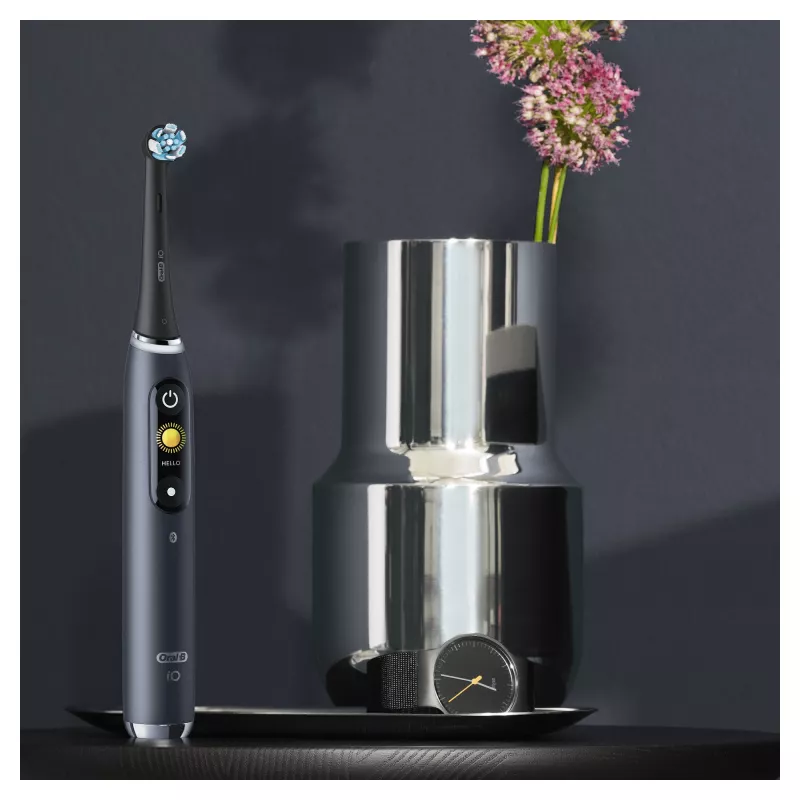 Rotējošā-svārstīgā zobu birste Oral-B iO 80363731 Melna Sudraba Pieaugušajiem Smaganu kopšana Jutīgiem zobiem Balināšana