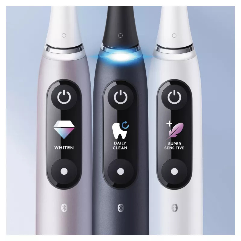 Rotējošā-svārstīgā zobu birste Oral-B iO 80363731 Melna Sudraba Pieaugušajiem Smaganu kopšana Jutīgiem zobiem Balināšana