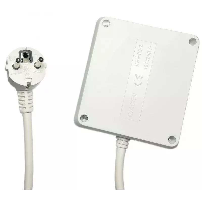 Microconnect MC-PSSQUARE040150FRW strāvas pagarinātājs 1,5 m 4 maiņstrāvas kontaktligzdas(-u) Iekštelpām Balts