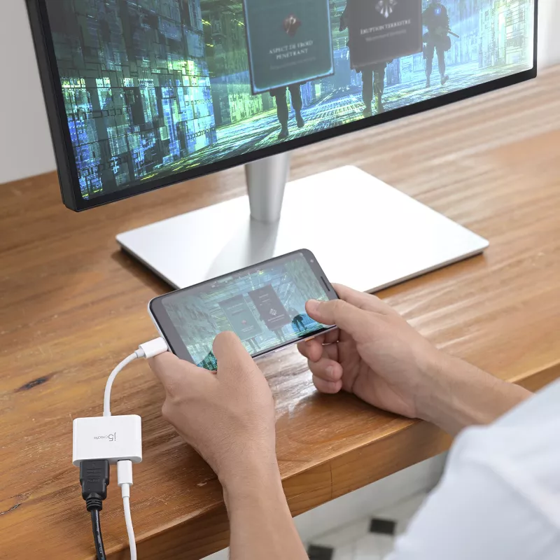 j5create JCA152 USB-C® uz 4K HDMI™ adapteris ar jaudas piegādi, melns