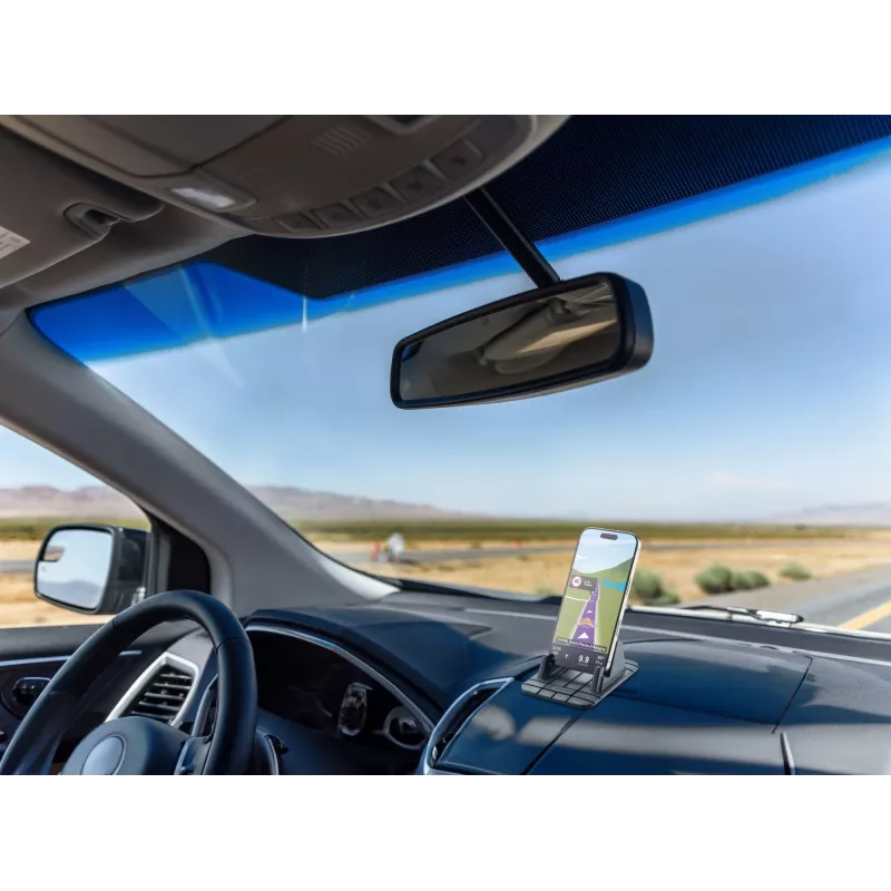 Cellularline Dash Pad Pro – universāls automašīnas paneļa turētājs viedtālruņiem
