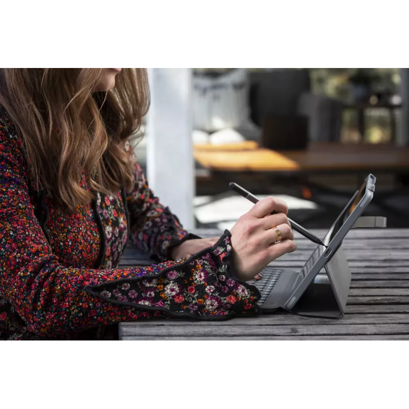 ZAGG tastatūra Pro Keys ar skārienpaliktni-Apple-iPad 10.2-Melns/Pelēks-Vācu