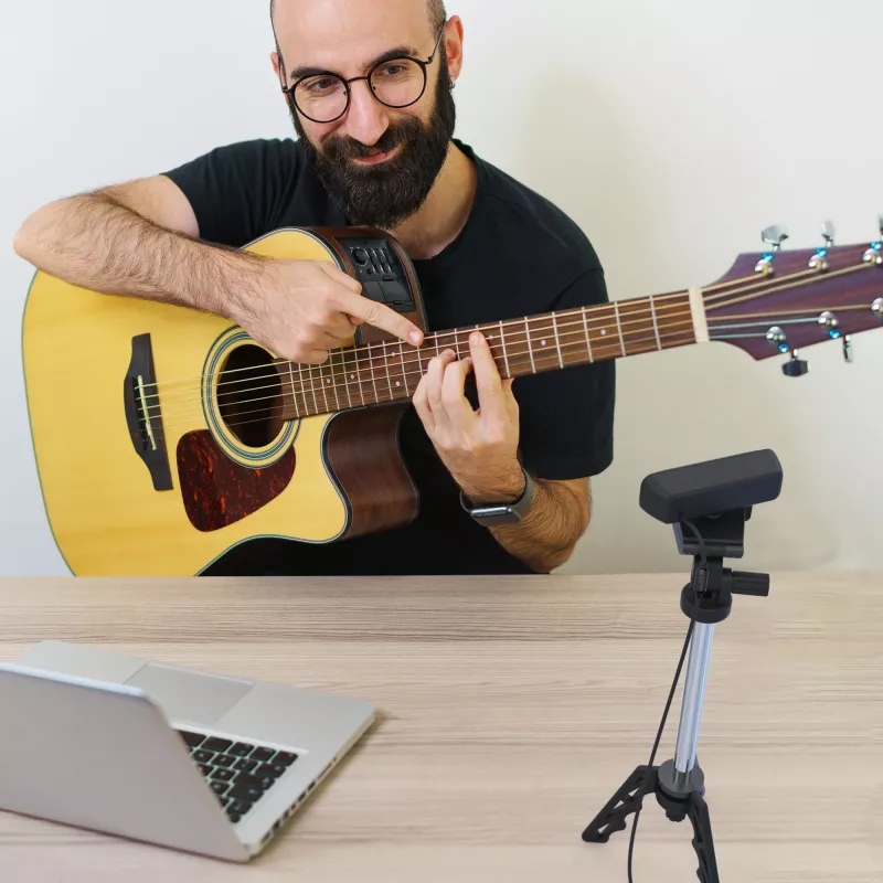 j5create JVCU100 USB™ HD tīmekļa kamera ar 360° rotāciju, 1080p video uzņemšanas izšķirtspēja, melna