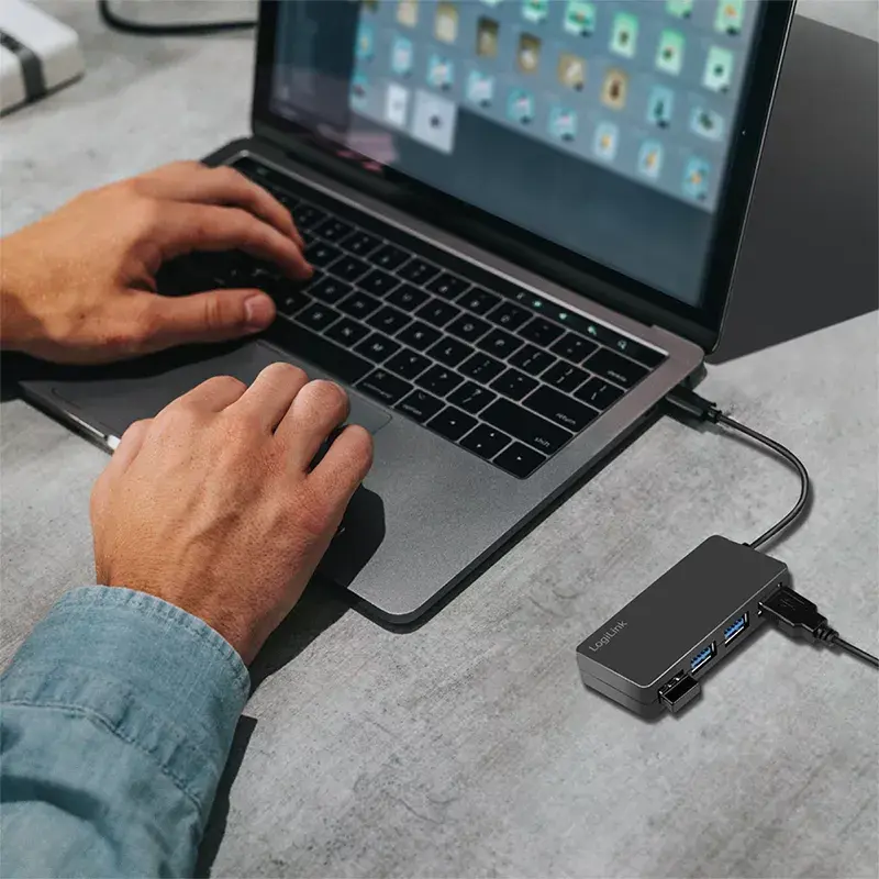 LogiLink USB 3.2 Gen1 4-portu centrmezgls, melns, 5000 Mbit/s, ABS