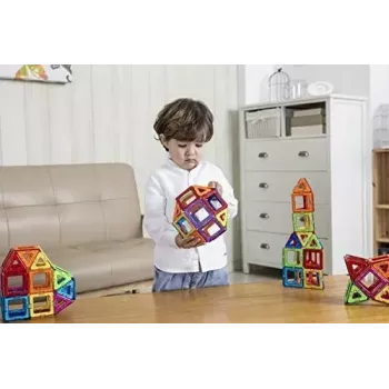 Magformers magnētiskie klucīši Basic 30 gab. komplekts, MAGFORMERS — 30 daļu magnētiskā konstruēšanas rotaļlieta