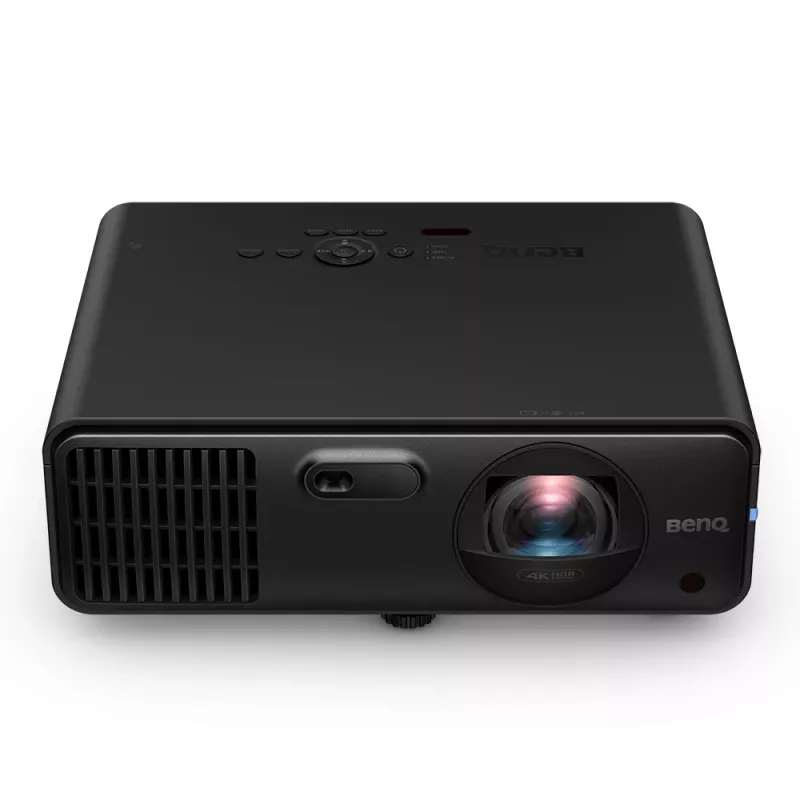 Īsa attāluma projektors BenQ LK835ST — DLP 4K (4096×2400), 4000 ANSI lūmeni, lāzers, projekcijas attiecība 0,69–0,83, motorizēts fokuss, melns
